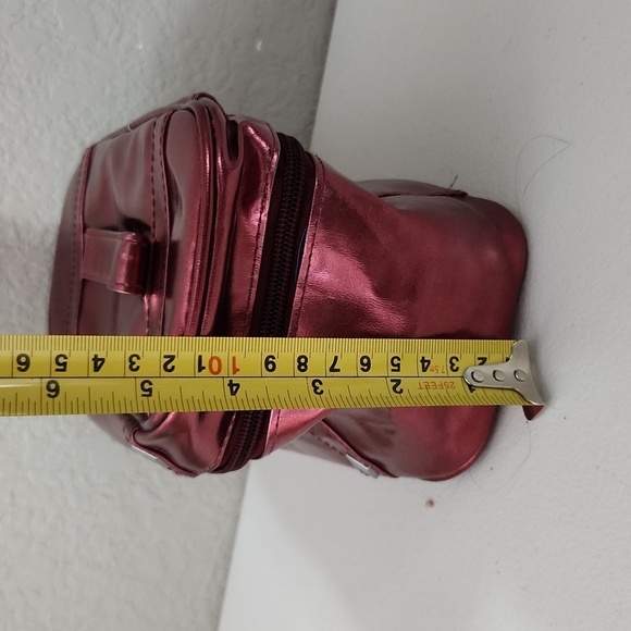 Avon Metallic redish pink makeup bag - Picture 17 of 17